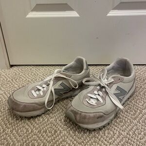 Pastel / Neutral New Balance Sneakers!